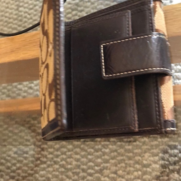 COACH authentic wallet - Picture 5 of 5